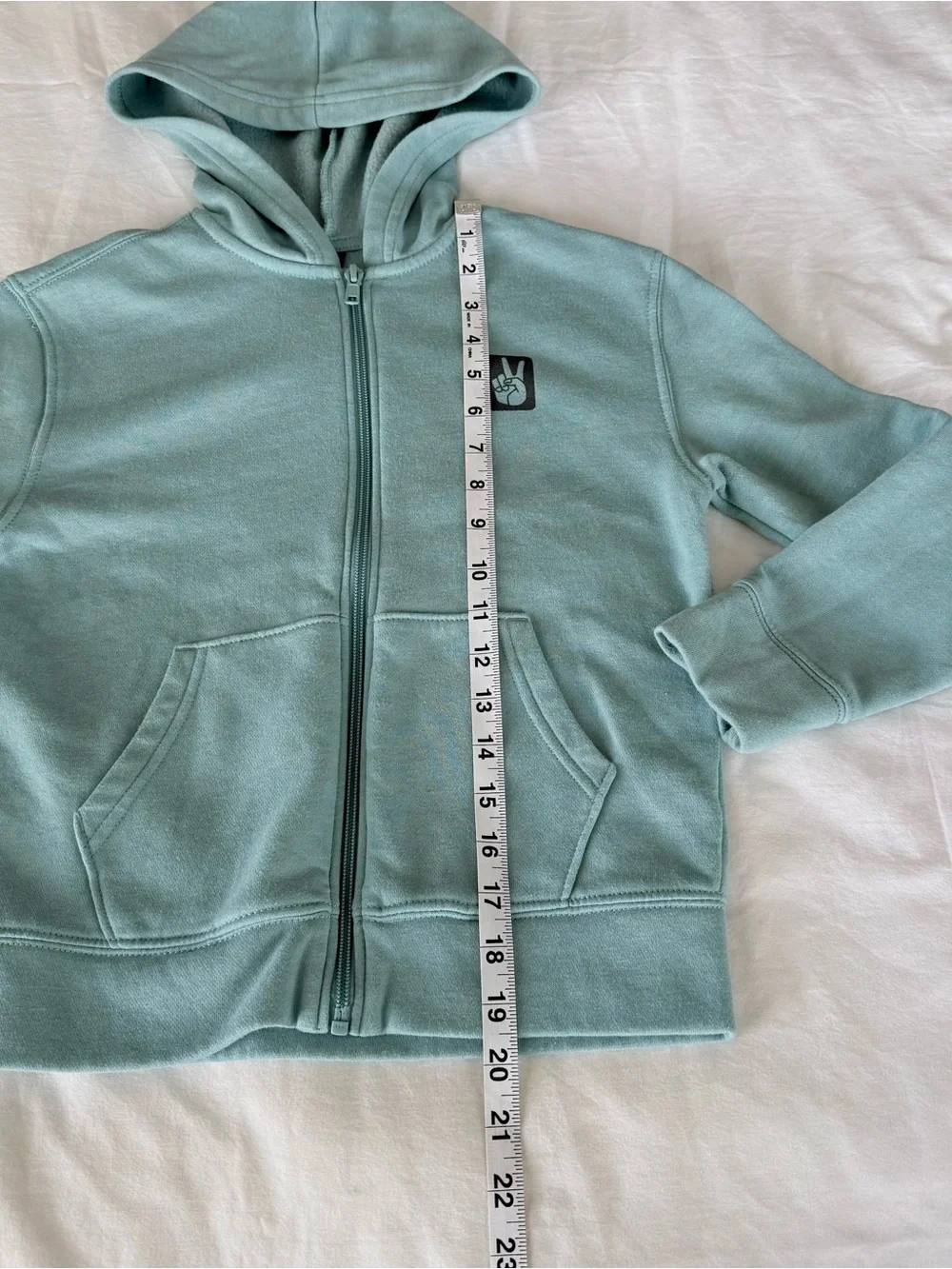 Old Navy Kids Zip-Up Hoodie in Light Teal Seafoam with Peace Patch Size M (8)
